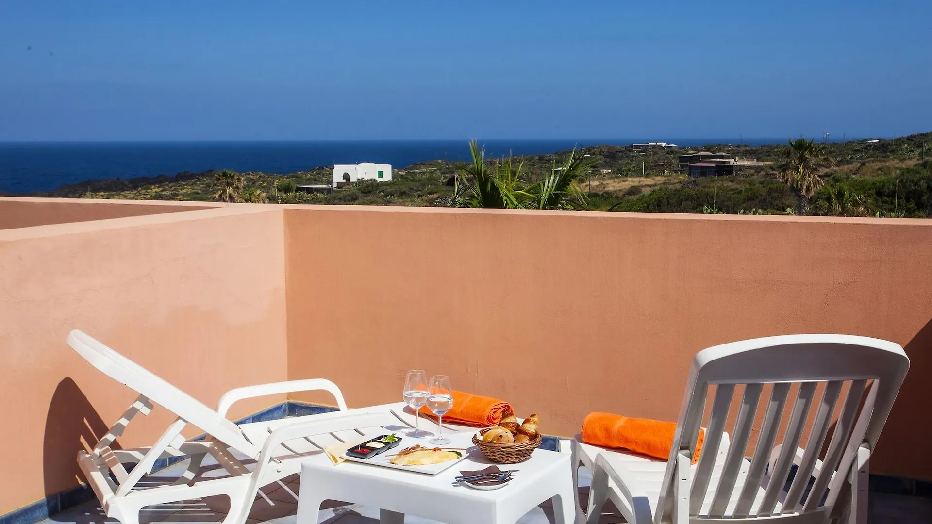 Suvaki Resort Madonna Delle Grazie 4*,