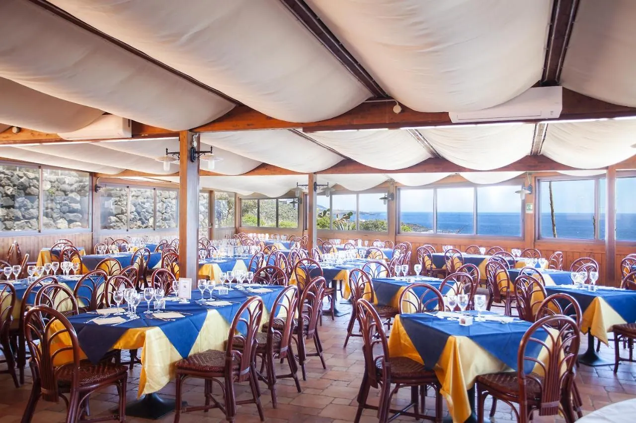 Suvaki Resort Madonna Delle Grazie 4*,